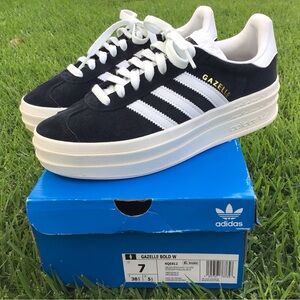 Black platform Adidas Gazelle’s size 7